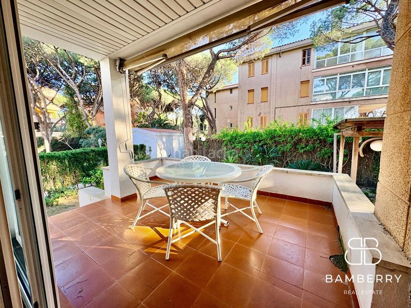 Foto c50314a0-14fc-4e77-9c91-fc24b6db63f1. Casa amb aparcament a Gava Mar Gavà