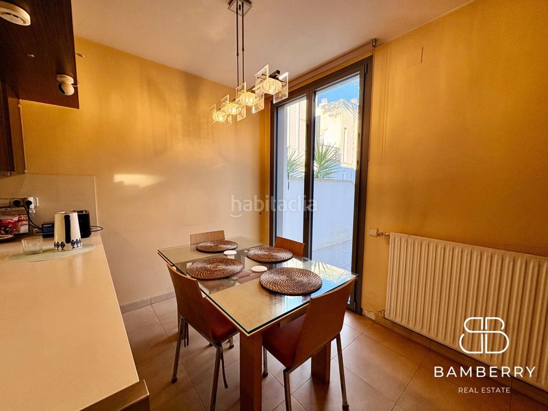 Foto d9cdf262-d5ba-4414-9745-065502732633. Casa amb aparcament a Gava Mar Gavà