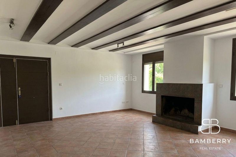 Foto 02ed3510-1cec-4085-bb55-bdb5ddf67f50. Casa a Montmar Castelldefels