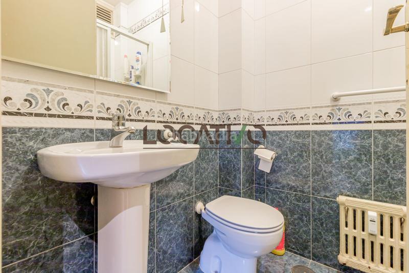 Foto 9af1ccab-e094-4932-b9f4-b4260fd08988. Piso en Argüelles Madrid