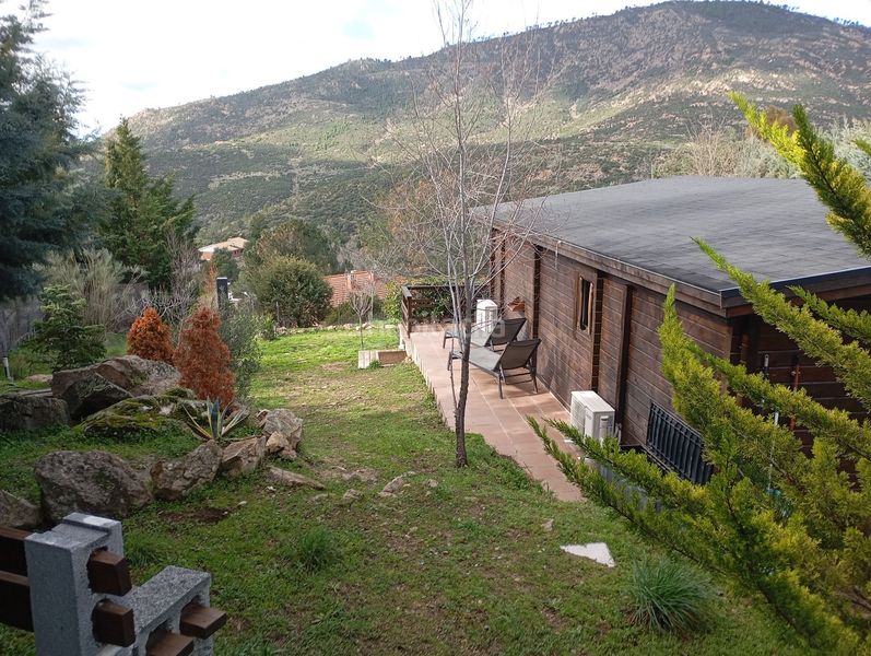 Foto 6aaecdd7-6a0c-4dc6-bd64-d9fddc49118f. Casa amb calefacció a Robledo de Chavela