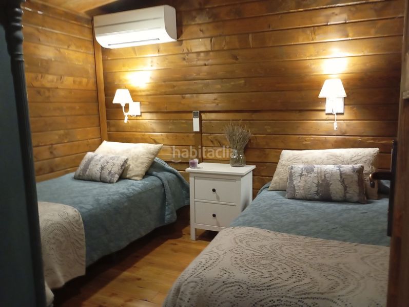 Foto f5c0734e-1dd9-4544-95a0-2e7fe5a44727. Casa amb calefacció a Robledo de Chavela