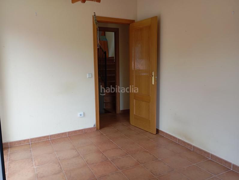 Foto 16a439ff-b575-46bd-9b37-2868796ae3f3. Duplex con riscaldamento in Robledo de Chavela