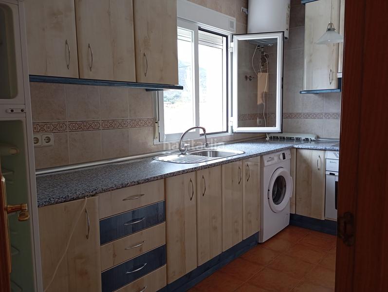 Foto 411c49ad-74b2-4cdd-b05f-aabfbd9e07ed. Duplex con riscaldamento in Robledo de Chavela