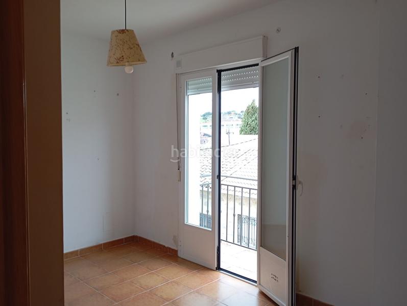 Foto cad3ebe0-51e2-4541-90b0-96005d6ff1d7. Duplex con riscaldamento in Robledo de Chavela