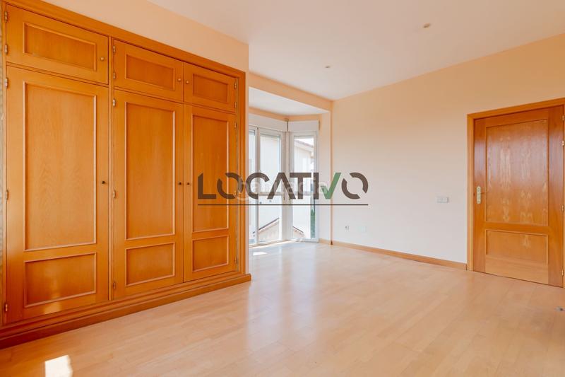 Foto 0ad6d524-1fa2-4355-84b5-e6f73ac83f58. Casa con riscaldamento in Robledo de Chavela