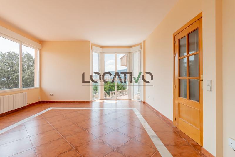 Foto 254109e9-ab07-48d3-a1e1-b92b94ef5475. Casa con riscaldamento in Robledo de Chavela