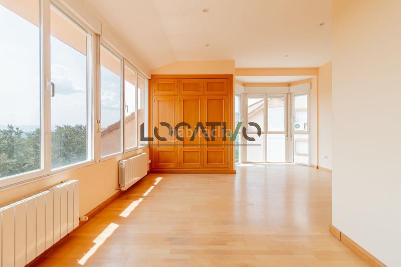 Foto 705ef893-ea38-468d-8b6b-3250ddf6e010. Casa con riscaldamento in Robledo de Chavela