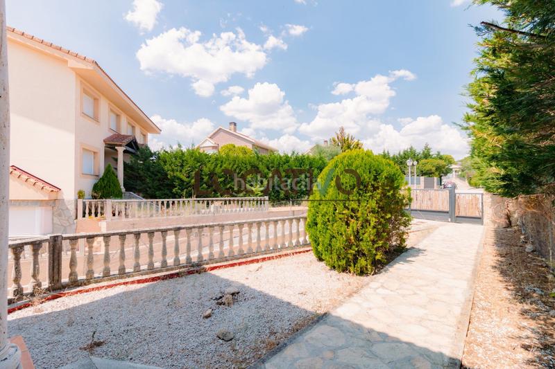 Foto eb2f1082-1436-495d-a8bc-416d4b5e3ddb. Casa con riscaldamento in Robledo de Chavela