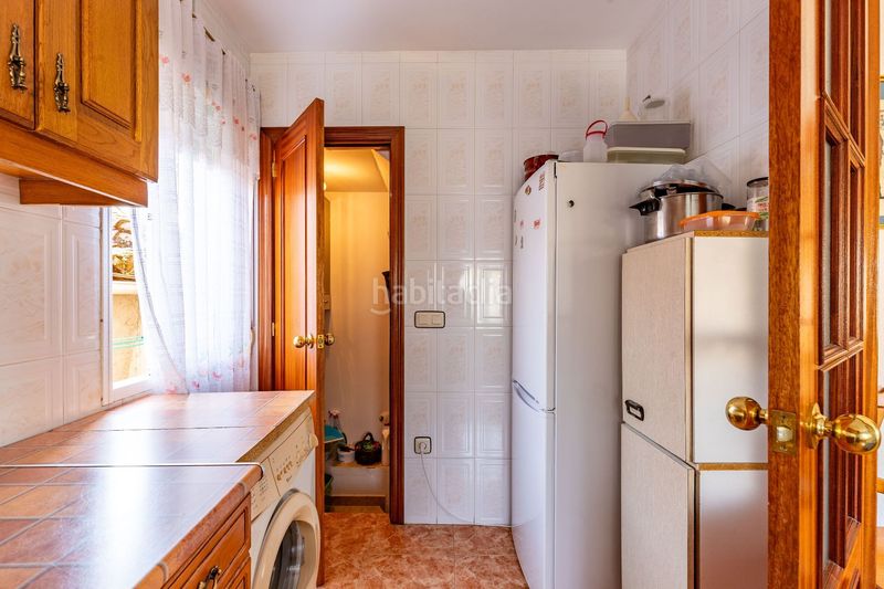 Foto a0967a97-6558-472c-9100-063f724cb1d8. Casa amb aparcament a Madrigal de la Vera