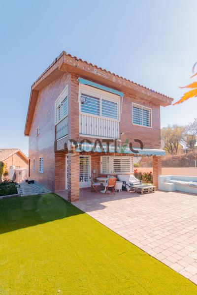 Foto 5fd84ae6-eb75-4118-847b-1859cb87f136. Casa con riscaldamento piscina in Quijorna