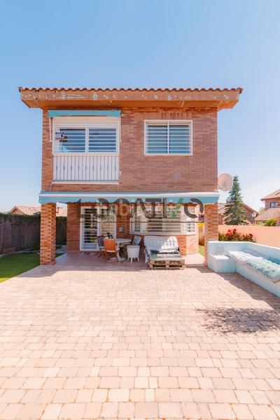 Foto c541512a-6bf4-489a-931a-ed224ca0a0dd. Casa con riscaldamento piscina in Quijorna