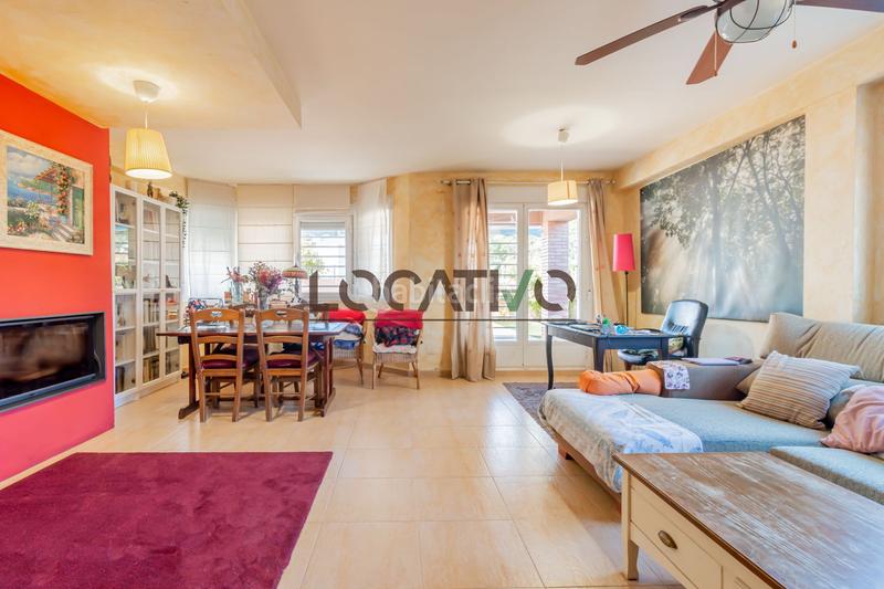 Foto 6dd5ad17-cbb0-4192-abd1-a87b8d4ff2b8. Haus mit heizung pool in Quijorna