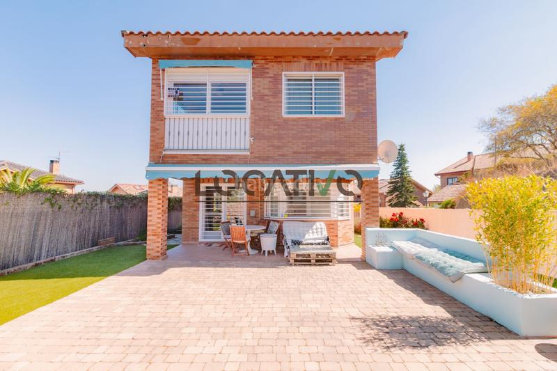 Foto 73b7c12c-a877-44e2-bd64-d85b1a7cf0e8. Haus mit heizung pool in Quijorna