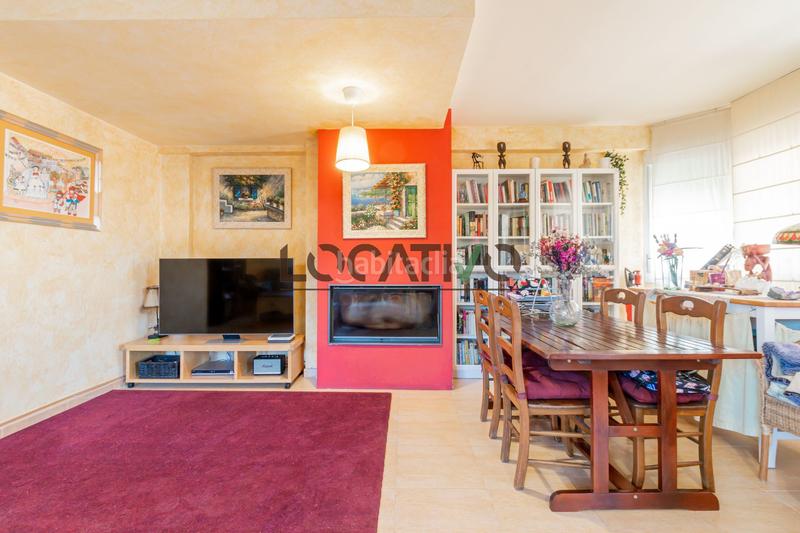 Foto c90d933c-f44a-409f-9bb0-497e5276133f. Haus mit heizung pool in Quijorna