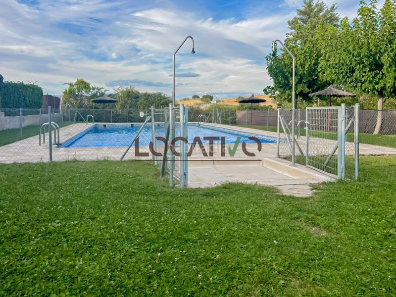 Foto ca377199-cb6a-4e8d-89fe-37ffd6876ff4. Haus mit heizung pool in Quijorna