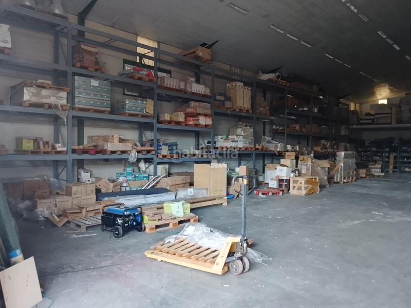 Foto 3585da86-bf53-4c6a-8f15-cc70122b332b. Nave industrial en Hoyo de Pinares (El)