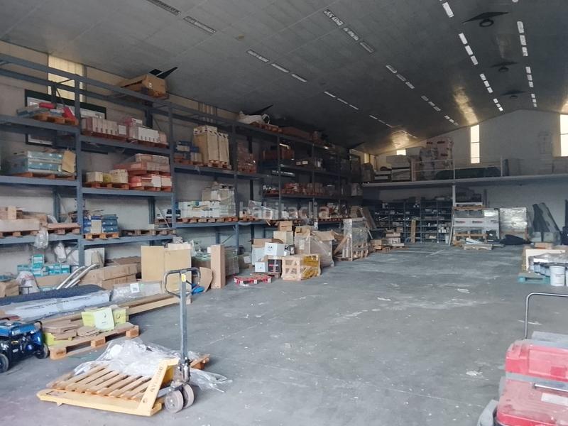 Foto 3bf6c192-de0d-46d9-84f2-58d6f8a842c4. Nave industrial en Hoyo de Pinares (El)