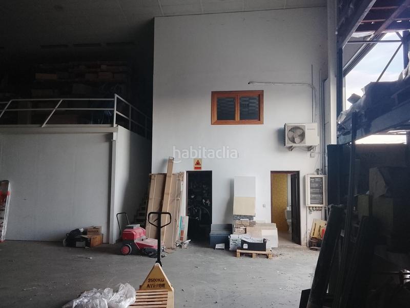 Foto 631367d7-2774-4c29-b35d-7ef50ee4e66e. Nave industrial en Hoyo de Pinares (El)