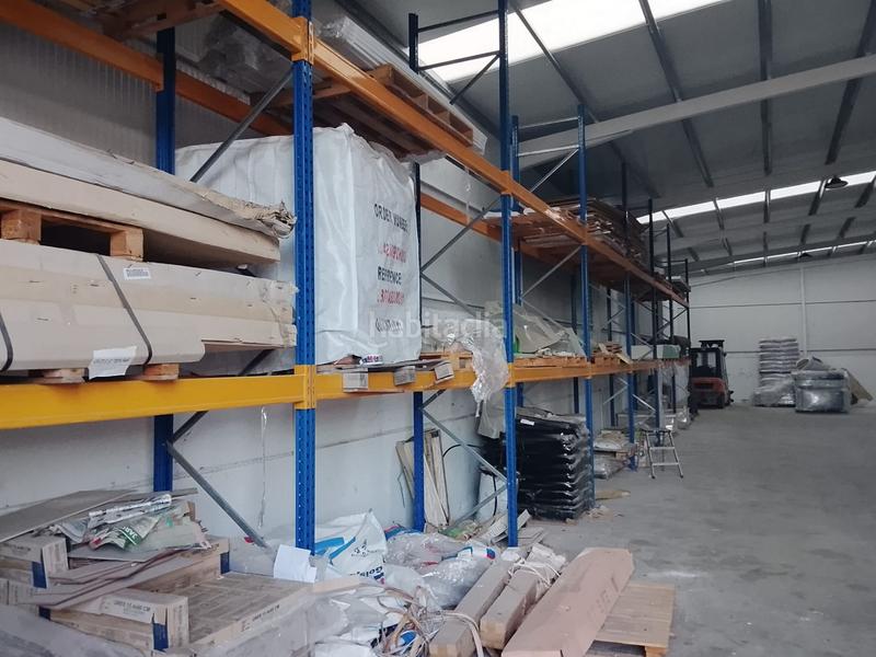 Foto 7827b48c-8c19-4128-aa93-db6b9961df74. Nave industrial en Hoyo de Pinares (El)