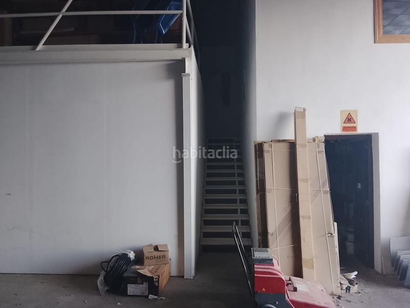 Foto a3f76062-91e8-4e0d-baac-71be0083376e. Nave industrial en Hoyo de Pinares (El)