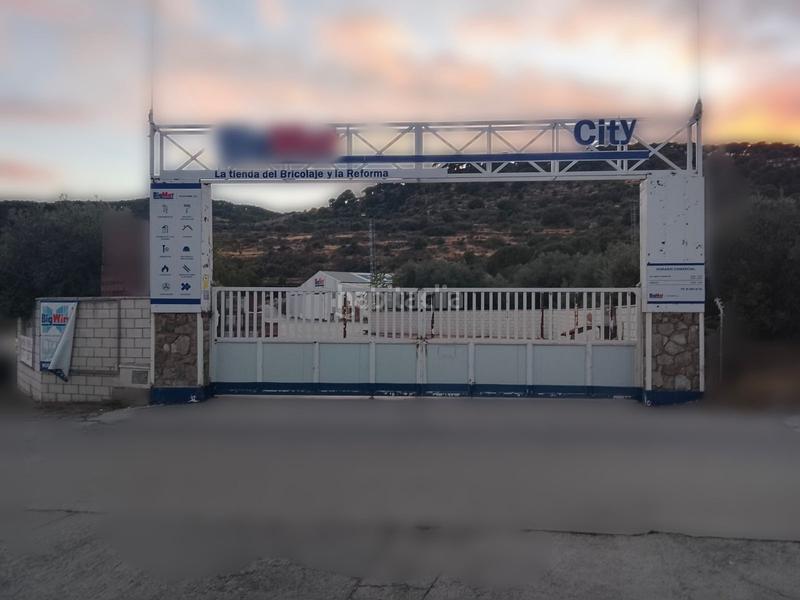 Foto dc5f333e-0eed-4cfb-99ea-49144eee9bfe. Nave industrial en Hoyo de Pinares (El)