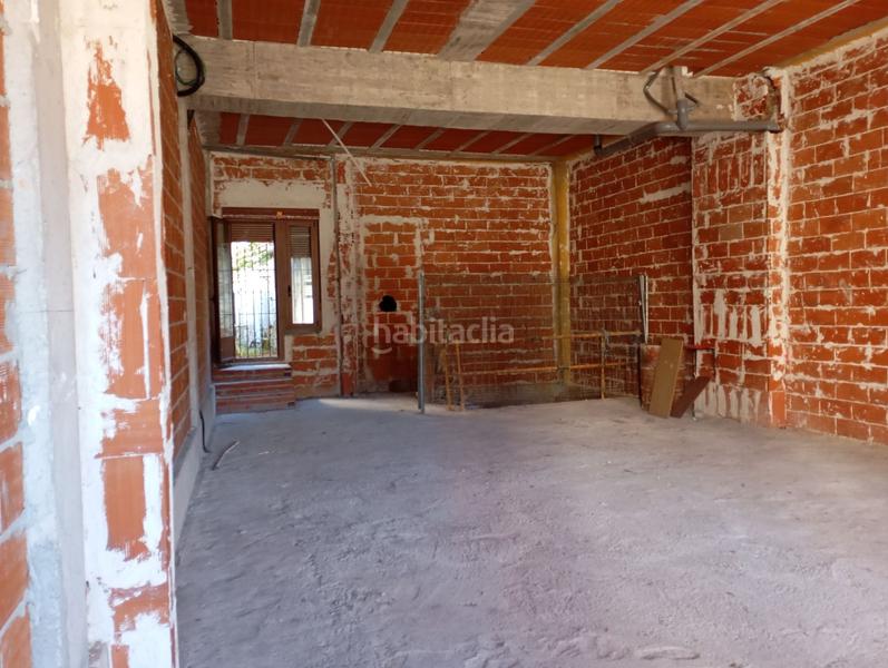 Foto c50e8183-ff7e-45a0-9d1b-2ee4bab92514. Location local commercial dans Robledo de Chavela