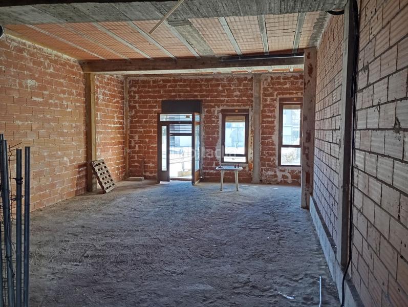 Foto d1626196-cea7-4c8b-920c-9280d1c900b3. Location local commercial dans Robledo de Chavela