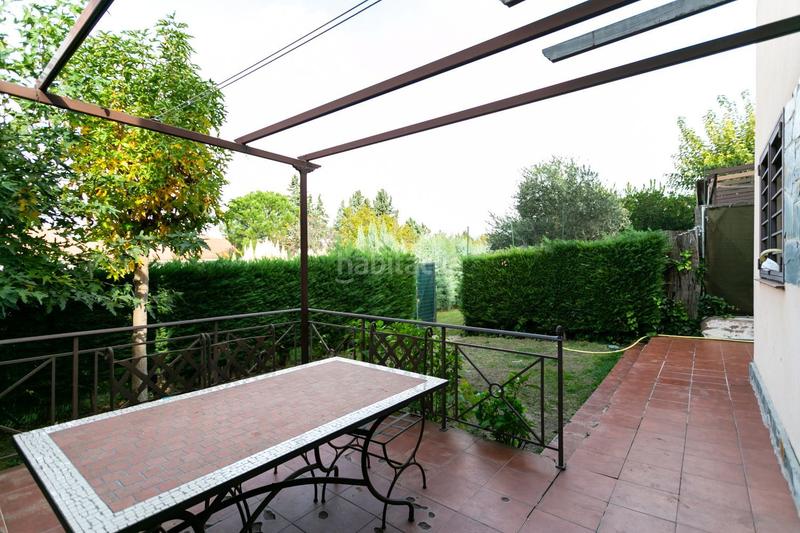 Foto 4f7cda72-4af4-43e3-8489-76552d80112f. Casa adosada en Quijorna