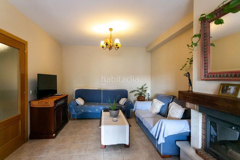 Foto 60248f4c-2451-4906-8383-2a6e55ea359f. Casa adossada amb calefacció piscina a Quijorna