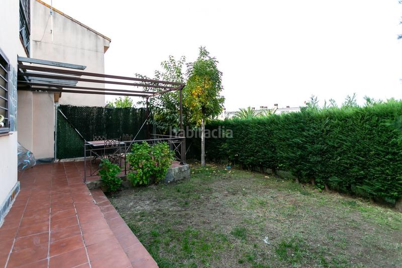 Foto 7bbc1d5d-738b-4ce2-abb0-e24ef41f3c2b. Casa adossada amb calefacció piscina a Quijorna