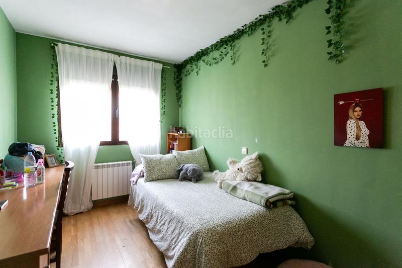 Foto a64eedf7-f264-4464-a5e9-ea0f1b57b65a. Casa adossada amb calefacció piscina a Quijorna