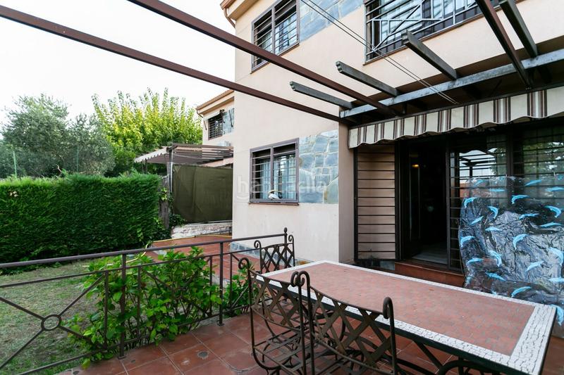 Foto b61abefc-dbb7-4bf3-923c-f7fe94158394. Casa adossada amb calefacció piscina a Quijorna