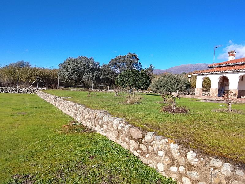 Foto 5bc1f4bb-ef43-4d7b-972b-5da6329a4996. Finca rústica en Candeleda
