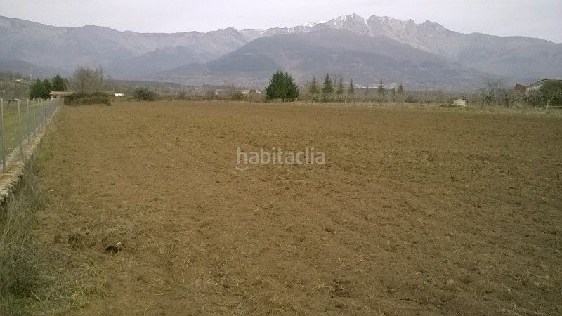 Foto b7e55cf2-9a06-4bc8-b9fe-7003d1c021b1. Finca rústica a Madrigal de la Vera