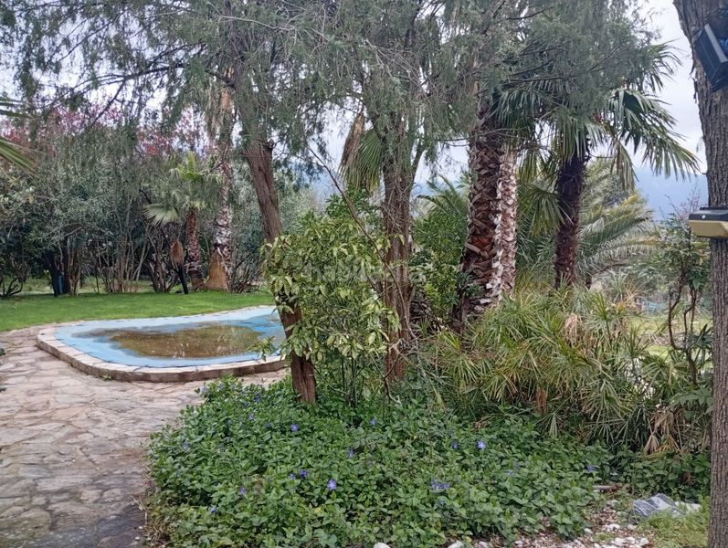 Foto b4f46e04-c632-4ba3-8278-bb4f968db9f7. Finca rústica a Tiemblo (El)