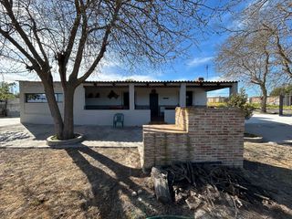 Fondo rustico in La Dehesa - El Pinar