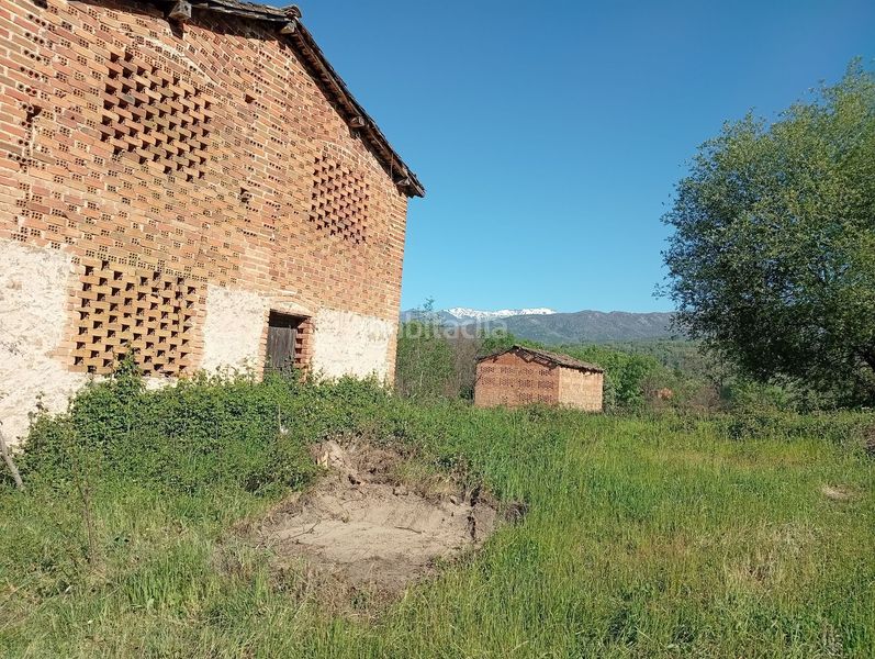 Foto 17bb2b80-b289-449e-875c-3c0e44b9bacd. Finca rústica a Talaveruela de la Vera