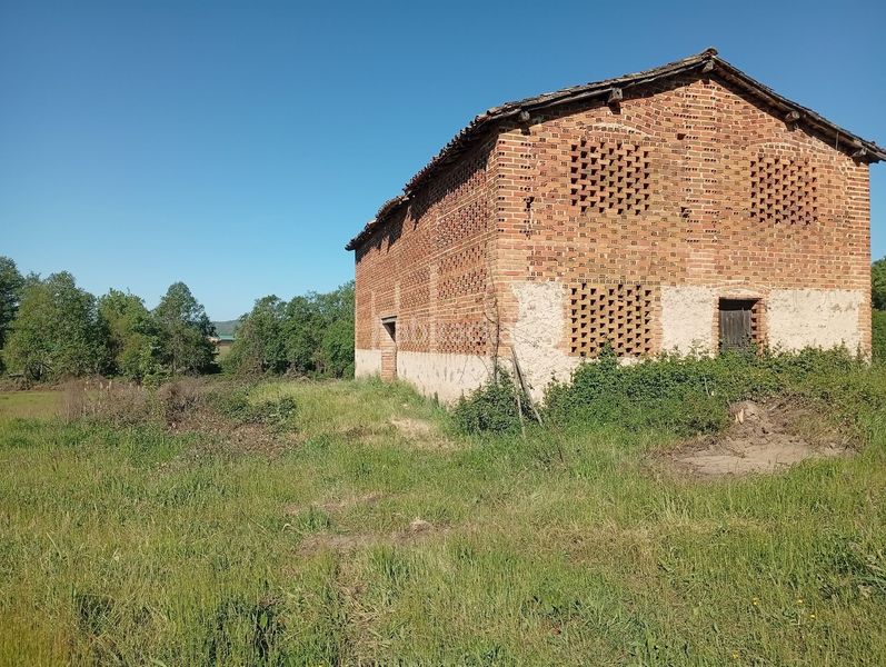 Foto 1d935fdc-5981-476e-88cb-60d5335b24c8. Finca rústica a Talaveruela de la Vera