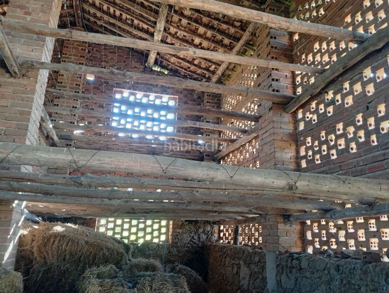 Foto 3f694a04-69e4-4669-8640-d85610a791cd. Finca rústica a Talaveruela de la Vera