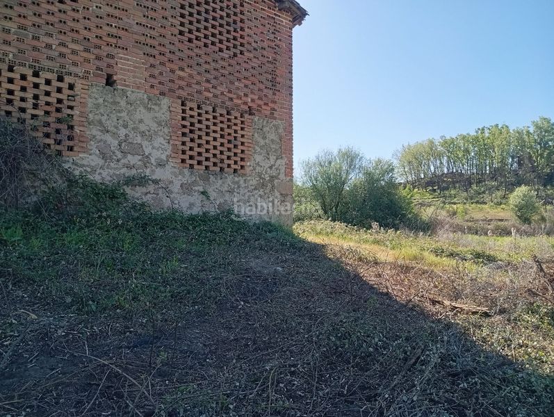 Foto 83c4f859-8b61-40fb-a0f1-7eaec452854e. Finca rústica a Talaveruela de la Vera