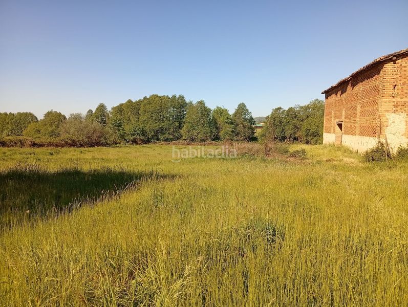 Foto bb5ba23c-d93d-431c-822c-86aeb4289552. Finca rústica a Talaveruela de la Vera