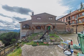 Locale commerciale in Hoyo de Pinares (El)