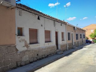 Semi detached house in Hoyo de Pinares (El)