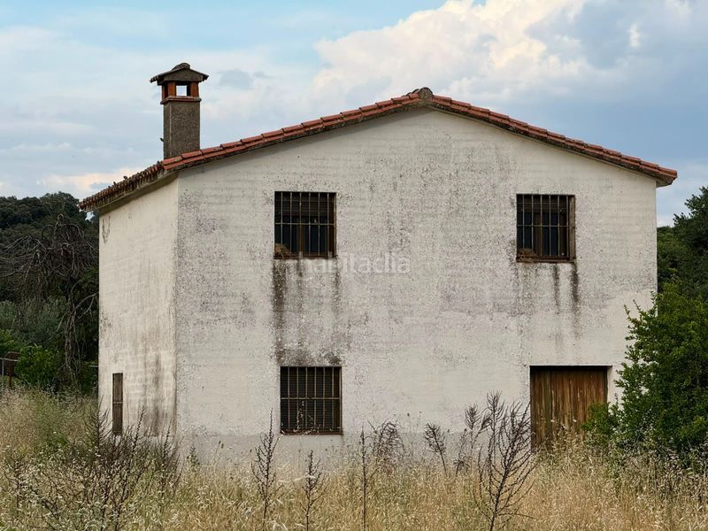 Foto 42e1d8e2-208e-4710-bea3-f3b2713aaa0c. Finca rústica en Candeleda