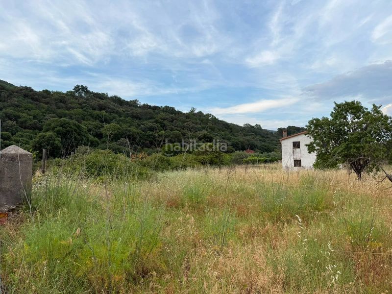 Foto f211d8ed-a810-44fd-8ac4-634a3c0fc66e. Finca rústica en Candeleda