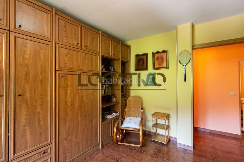 Foto 47ce2754-3a01-4735-90d0-172351107fc0. Casa amb calefacció aparcament piscina a Robledo de Chavela