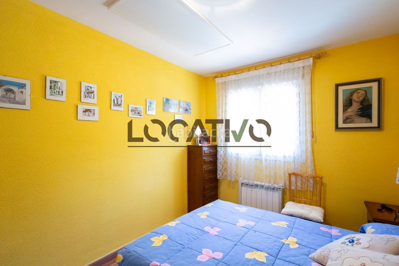Foto abf29771-9785-4363-ac4f-e53b2aea1d60. Casa amb calefacció aparcament piscina a Robledo de Chavela