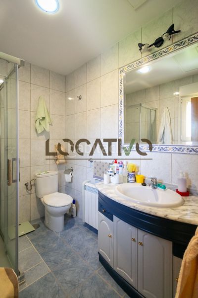 Foto ce2fd6b7-e8e0-4875-a205-ae672ddfd709. Casa amb calefacció aparcament piscina a Robledo de Chavela