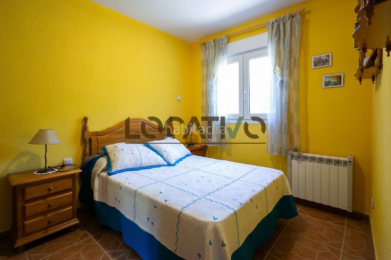 Foto e3a7884d-8761-45df-a514-6bd2a19535b3. Casa amb calefacció aparcament piscina a Robledo de Chavela